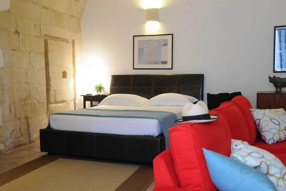 Sacre Bleu Apartments Lecce Luaran gambar